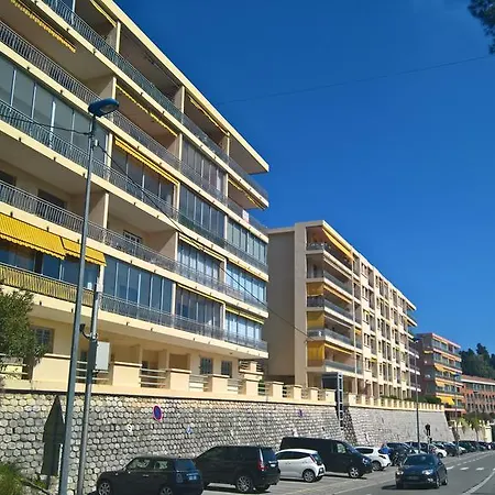 Stunning Flat Overlooking Bay アパート